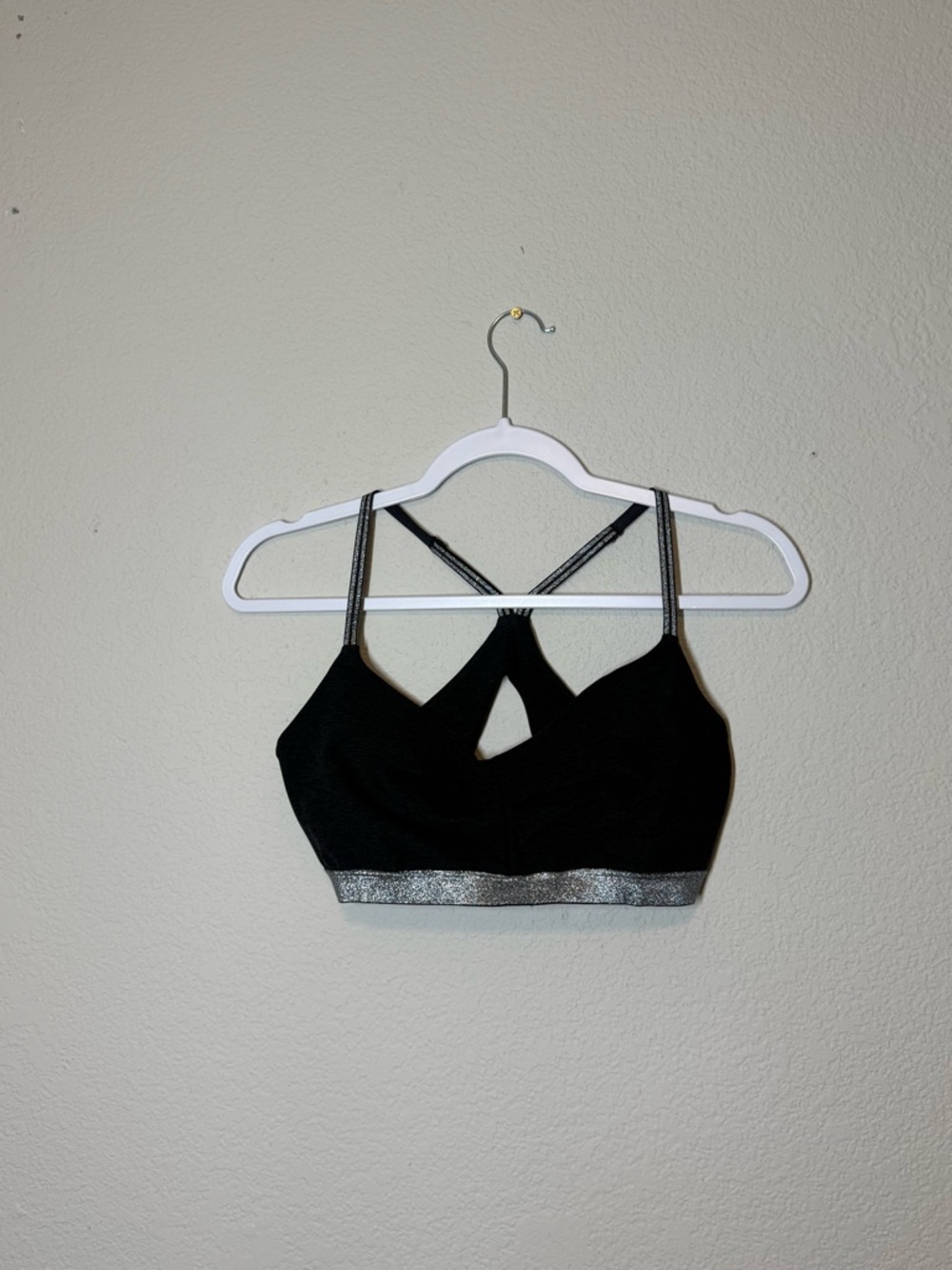 Beyond Yoga | Shine On Black Sparkle-Trim Spacedye Sports Bra - L - Picture 2 of 4